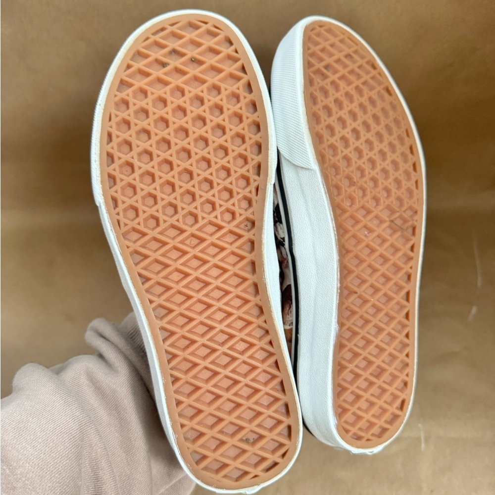 Vans x ASPCA Unisex Cats Low Top Sneaker. M4.5/W6 - Picture 5 of 9